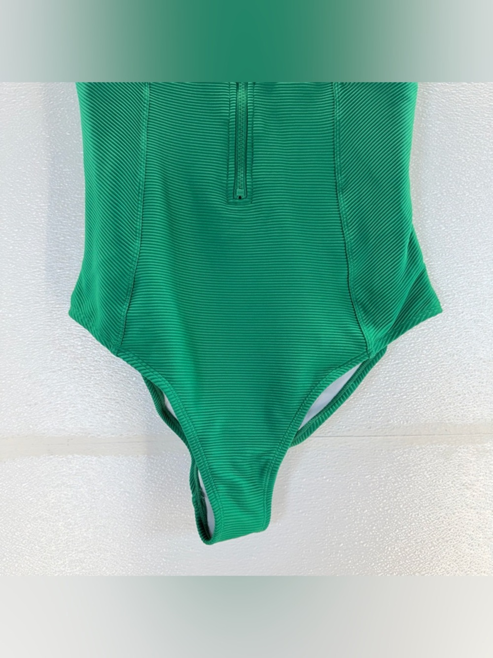 Cupshe Green Ribbed One Piece Swimsuit Size‎ L NWT Zip Front - Picture 9 of 17